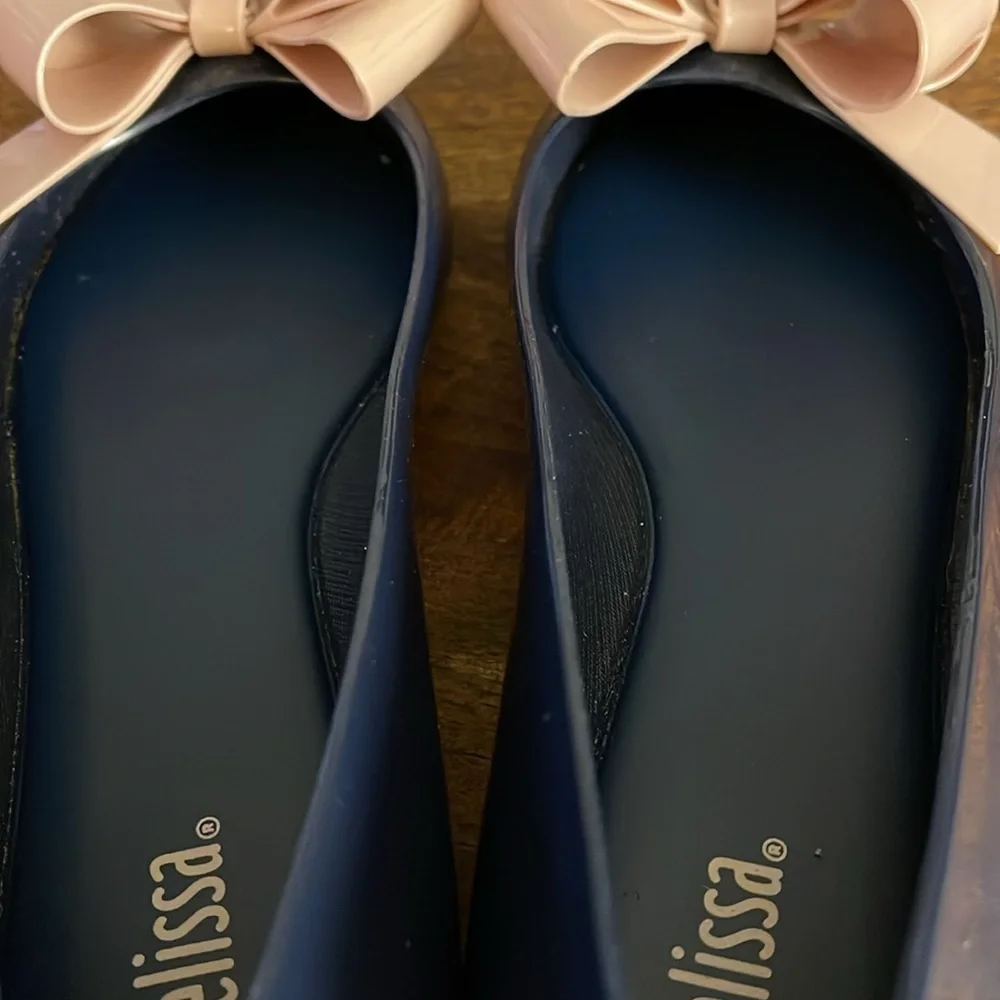 Melissa Space Love Ribbon Bow Ballet Flats - Navy/Nude, Size 7 - Picture 4 of 6